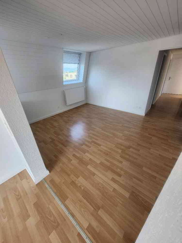 Appartamento di 4.5 locali in affitto a Oftringen - immagine 1/9