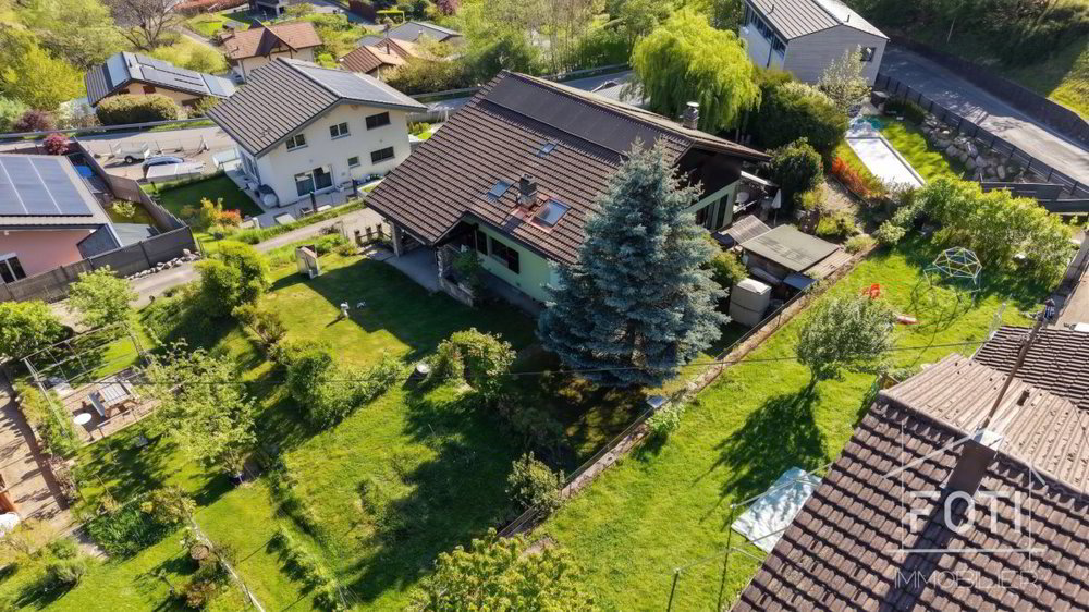 5 rooms House to buy in Les Giettes - image 1/13