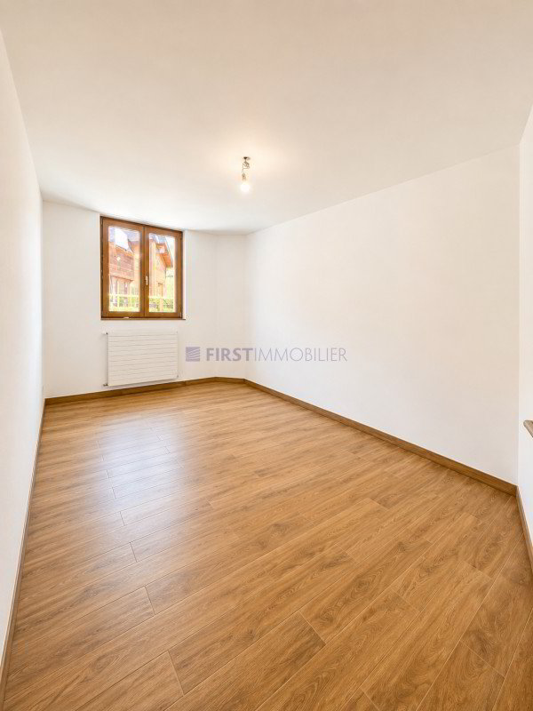 3.5 rooms Apartment to buy in Chesières - image 1/13
