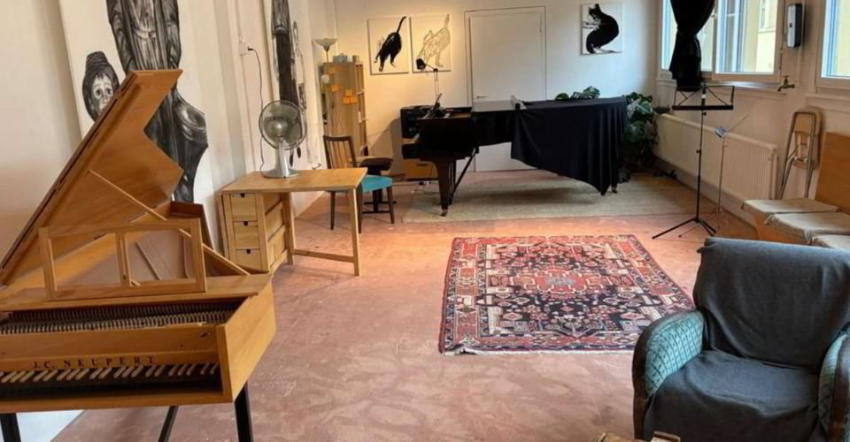 null rooms Office & Commercial for rent in Yverdon-les-Bains - image 1/7
