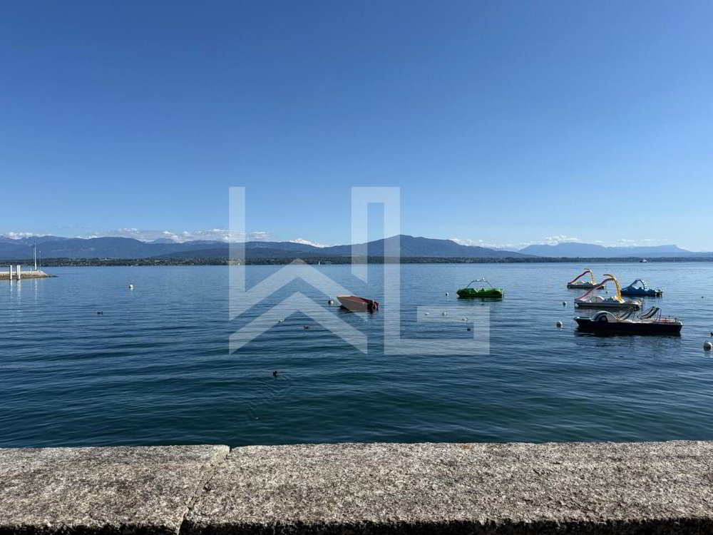 Casa di null locali in vendita a Nyon - immagine 1/1