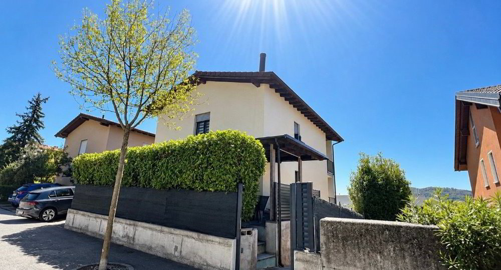 Casa di 7 locali in vendita a Vacallo - immagine 1/13