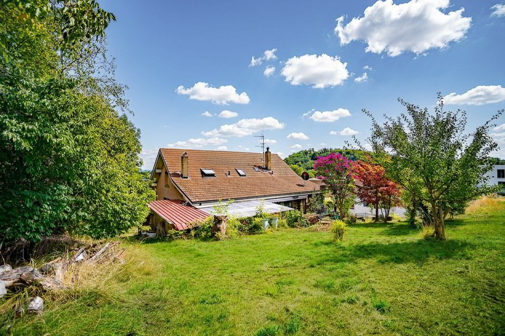 Casa di 7 locali in vendita a Boudry - immagine 1/6