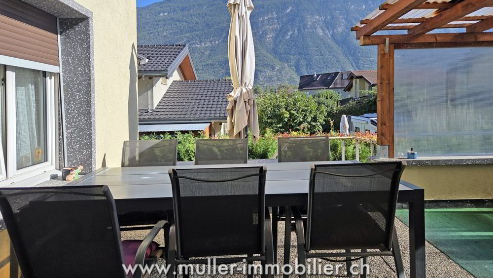 8 rooms House to buy in Fully - image 1/13