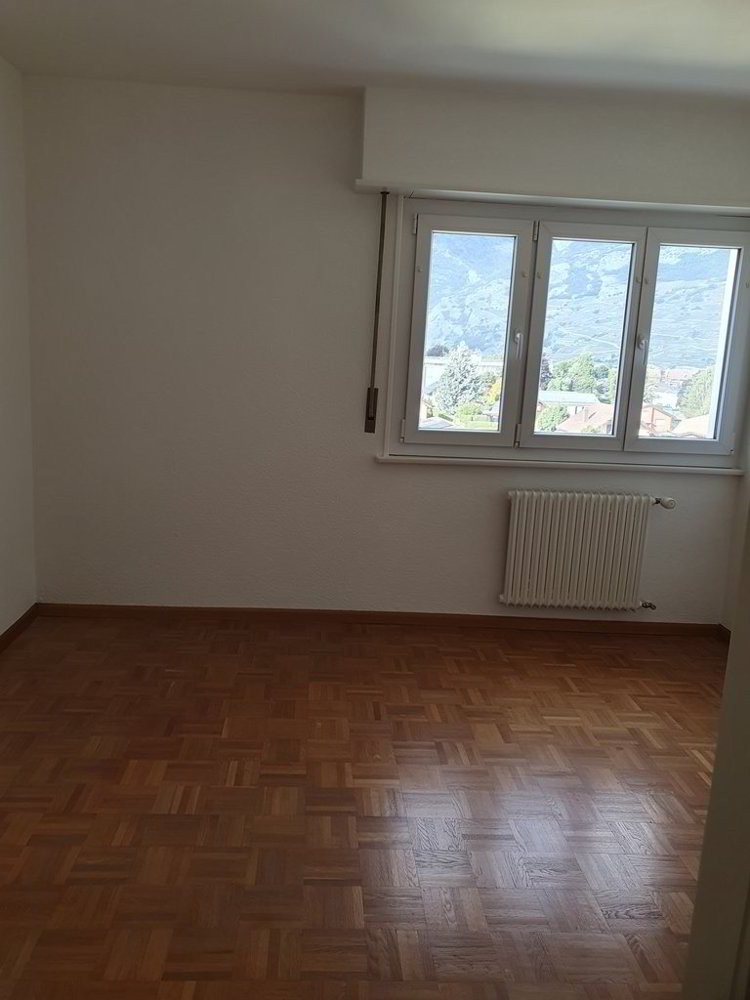 4 rooms Apartment for rent in Conthey - image 1/6