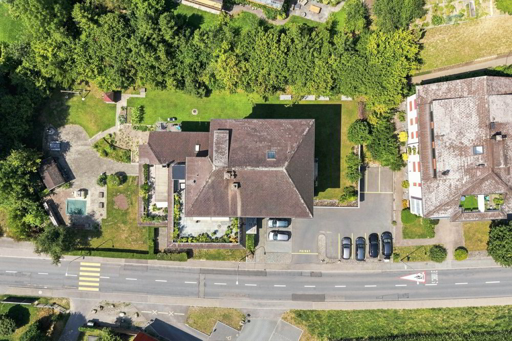 4 rooms Apartment to buy in Malters - image 1/12