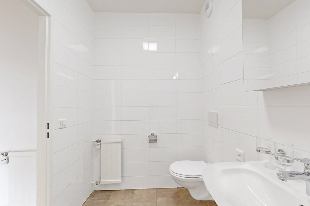 3 rooms Apartment for rent in Genève - image 1/8