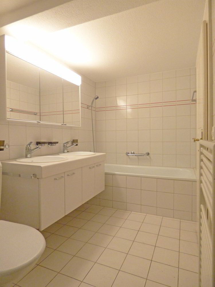 2 rooms Apartment for rent in Horgen - image 1/4
