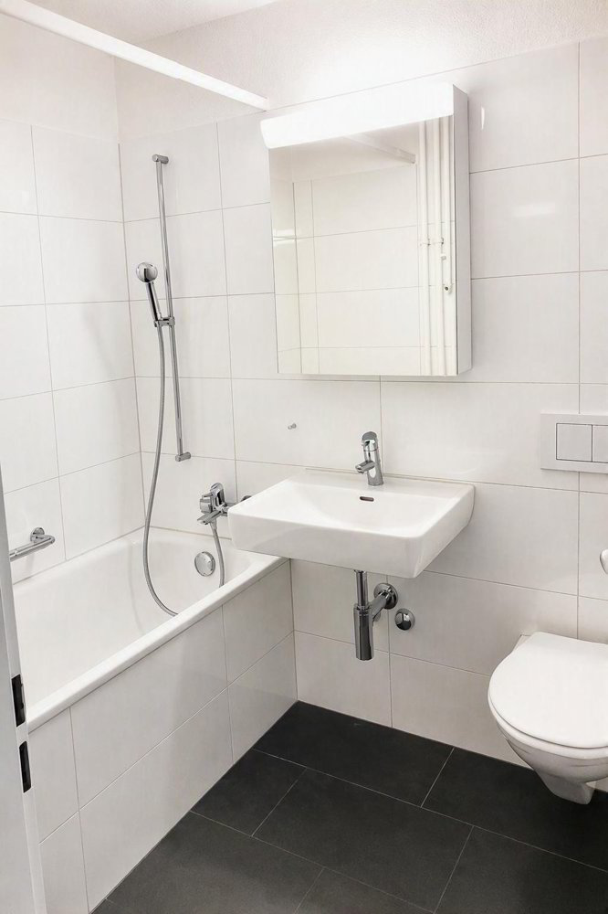 3 rooms Apartment for rent in Zürich - image 1/5