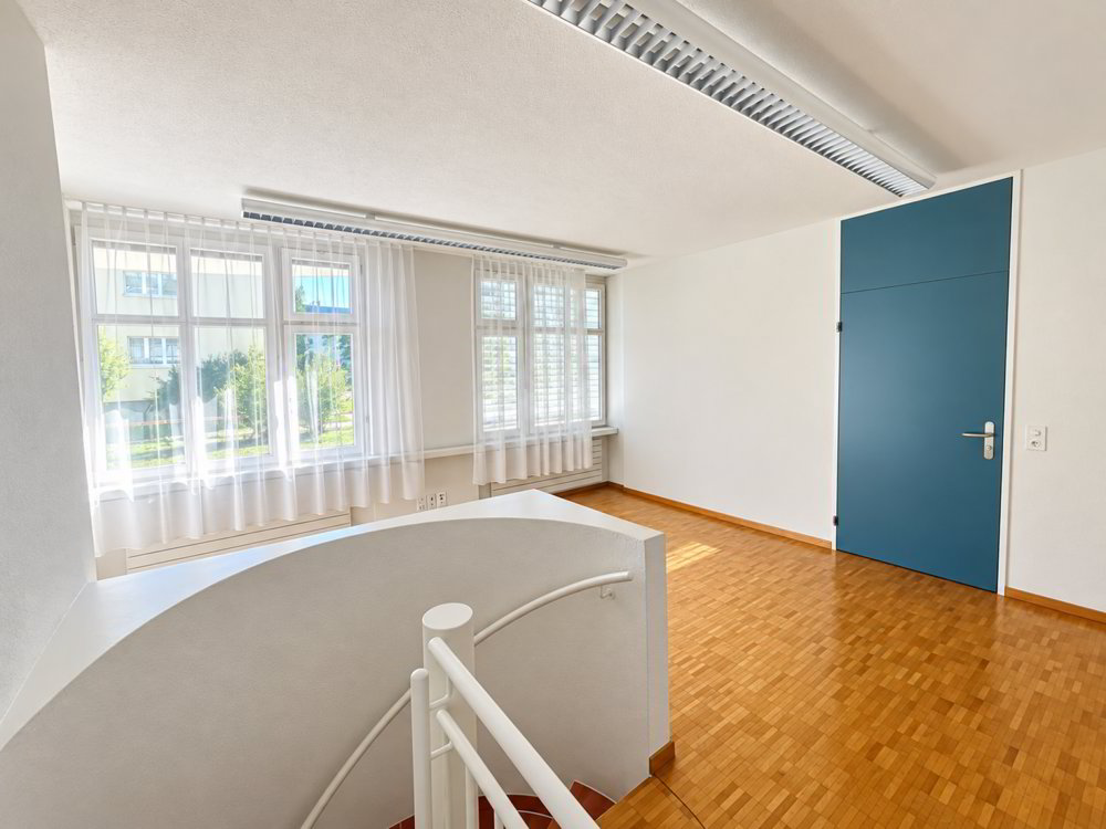 Vielseitig nutzbarer, heller Gewerbe-/Büroraum auf zwei Etagen - Ansicht 3