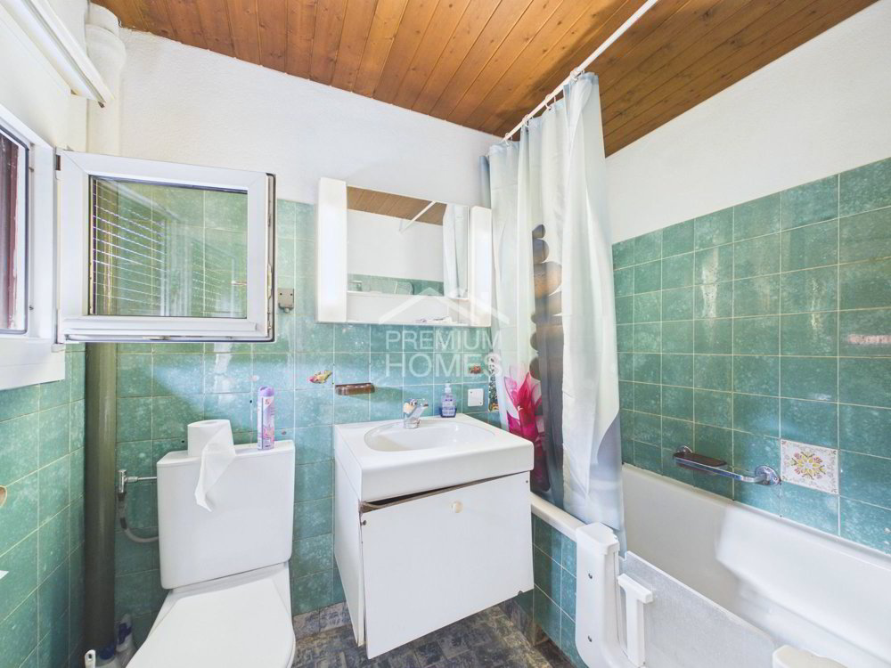 Casa di 8 locali in vendita a Sulgen - immagine 1/9