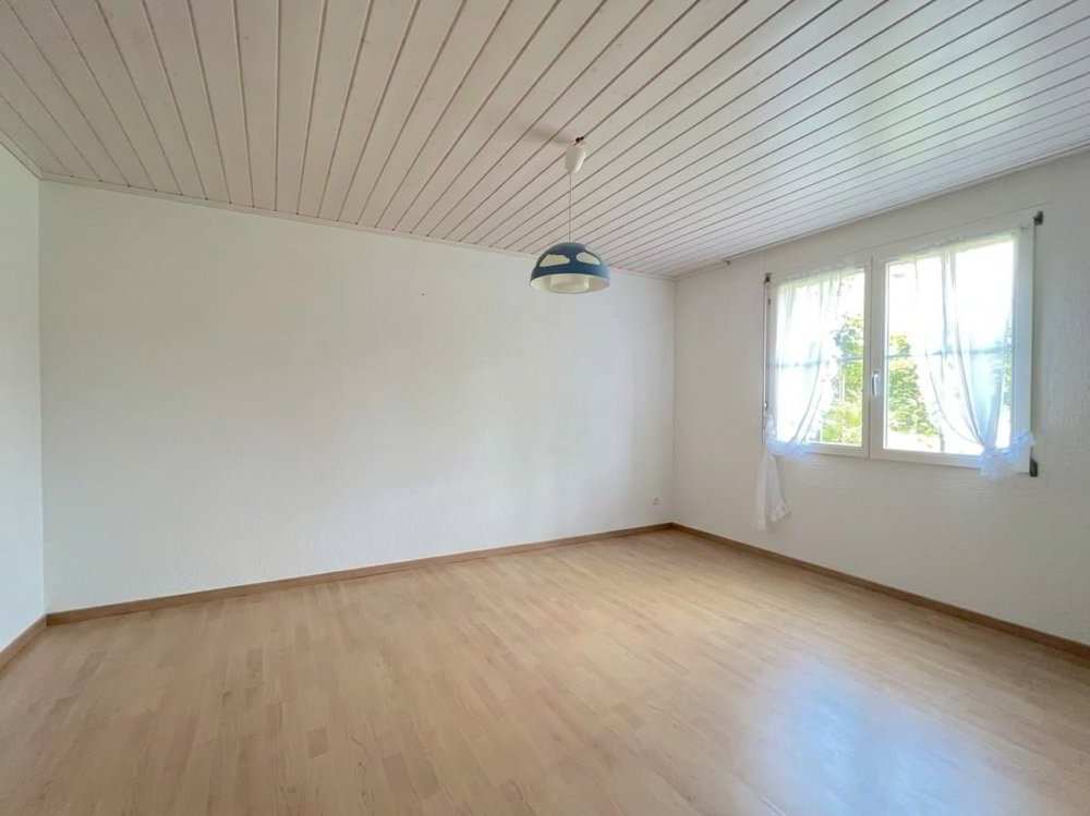 3.5 Zimmer Wohnung zu vermieten in Oberiberg - Bild 1/13