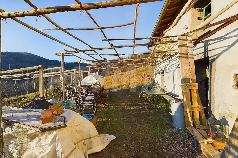 3 rooms House to buy in Cagiallo - image 1/13