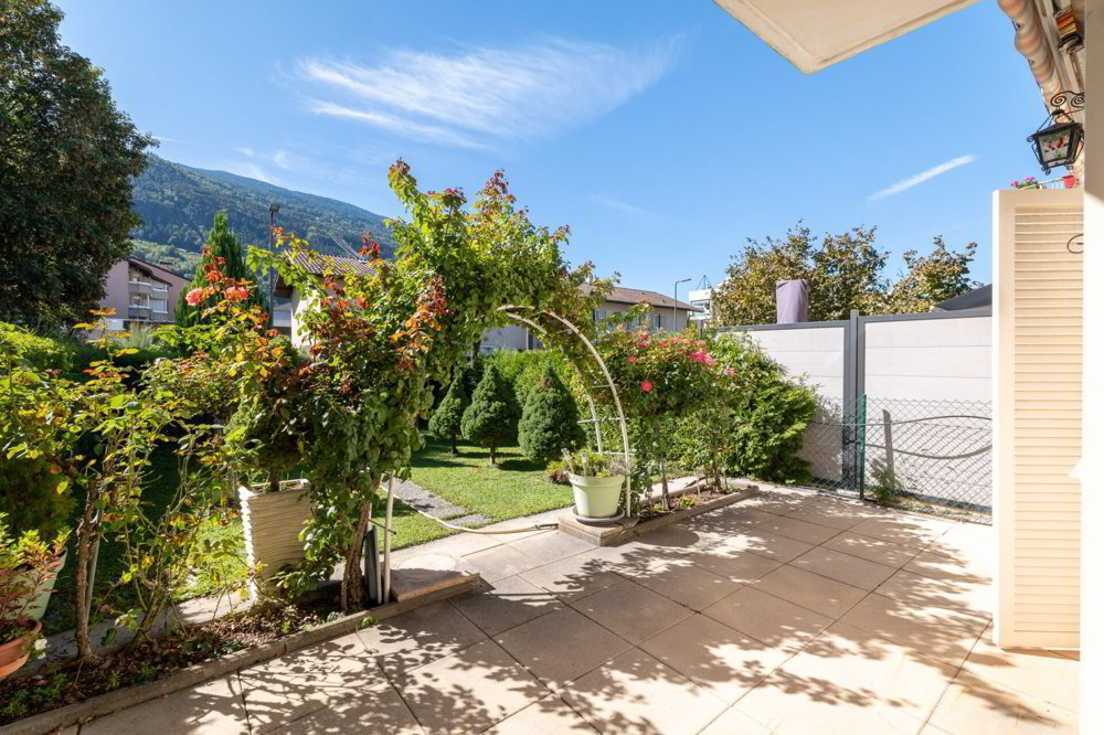 5 rooms House to buy in Sitten - image 1/16