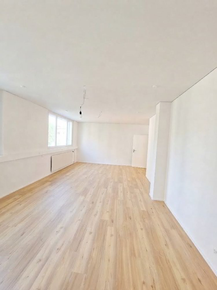Exklusive, frisch sanierte Büros an zentraler Lage 8 Einheiten flexibel mietbar - Ansicht 2