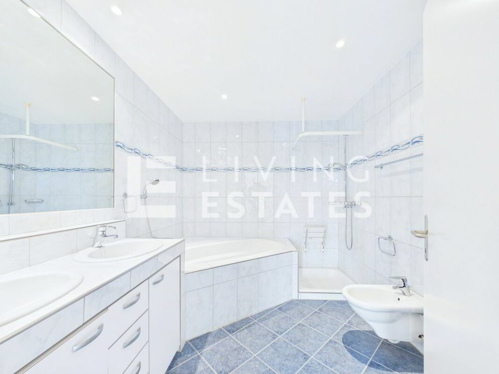 5 rooms Apartment to buy in Bremgarten AG - image 1/13