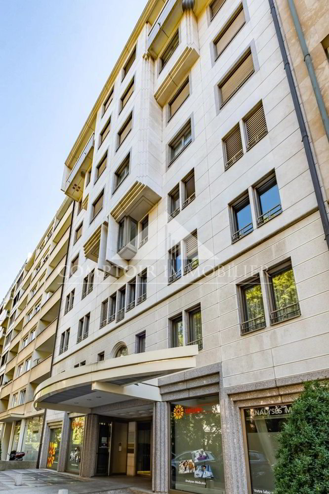 null rooms Car park, garage for rent in Geneva - image 1/1