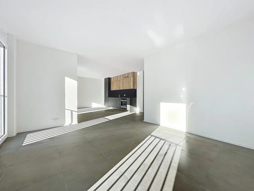 3 rooms Apartment for rent in Leytron - image 1/11