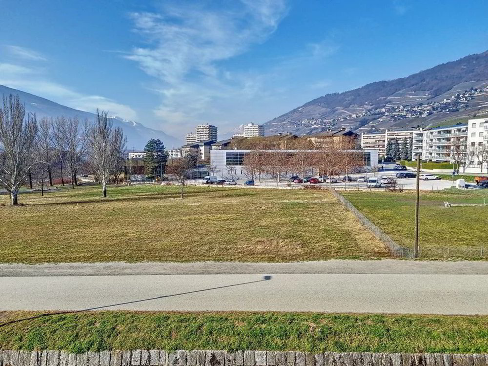 4 rooms Apartment for rent in Sierre - image 1/10