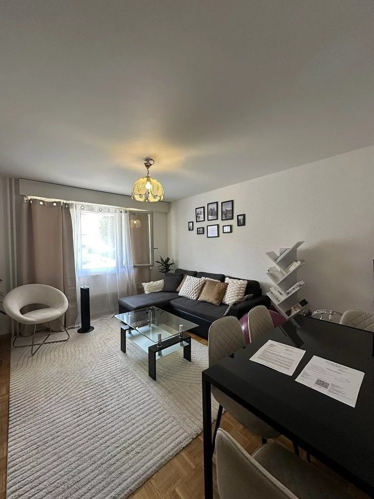 2 rooms Apartment for rent in Aigle - image 1/5
