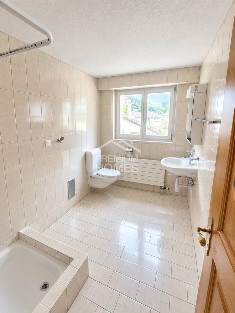 Casa di 8 locali in vendita a Vättis - immagine 1/12