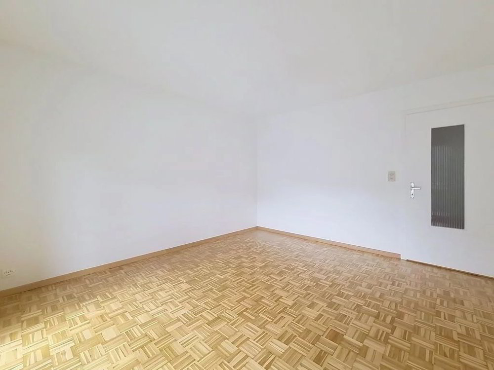 3 rooms Apartment for rent in Sierre - image 1/11