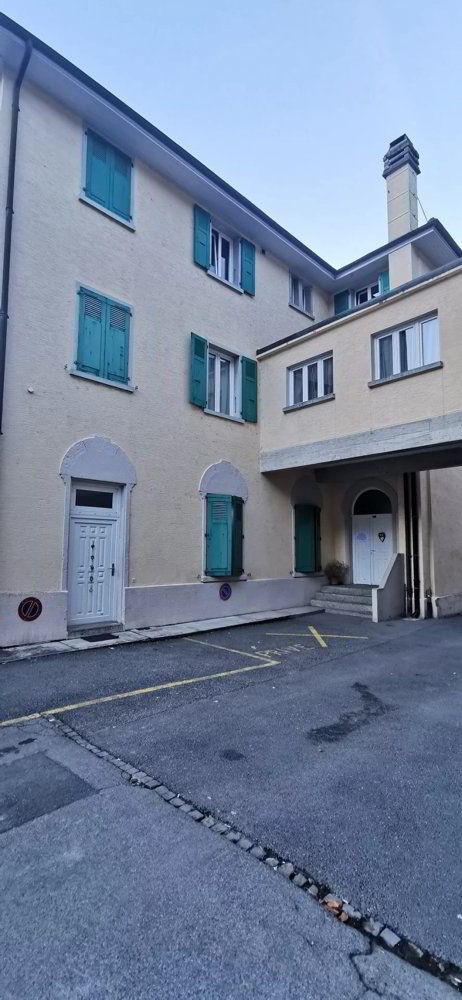 Appartement 1 pièces à louer à Bex - image 1/6