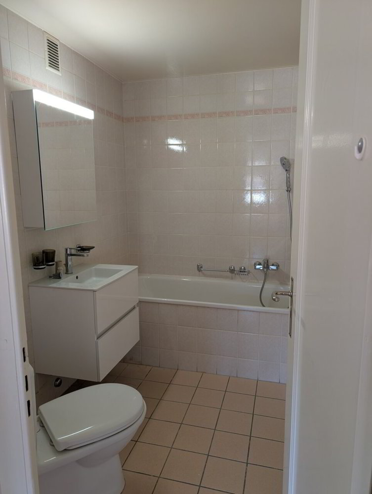 Appartement 4 pièces à louer à Montreux - image 1/4