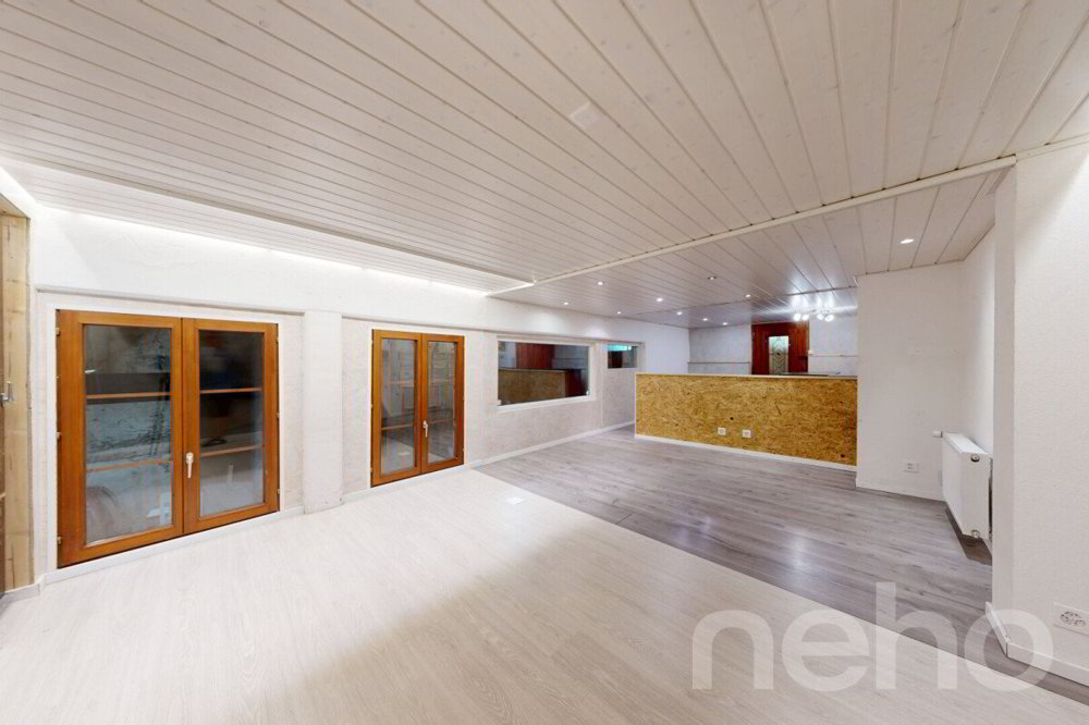 7.5 Zimmer Haus zum verkaufen in Lignerolle - Bild 1/12