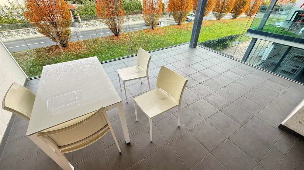 4 rooms Apartment to buy in Balerna - image 1/13