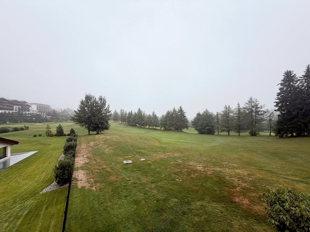 3 rooms Apartment for rent in Crans-Montana - image 1/11