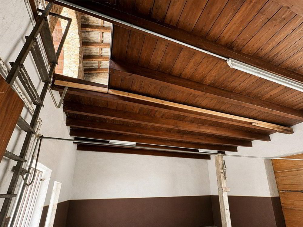 12.5 rooms House to buy in Coldrerio - image 1/13