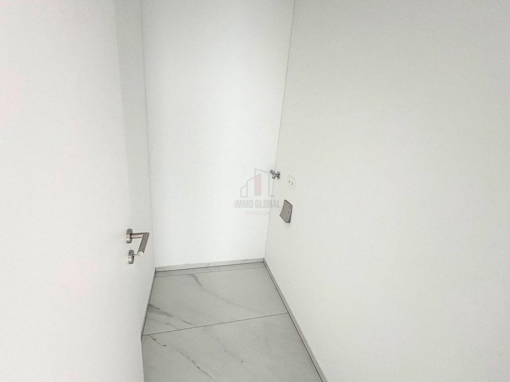 4.5 rooms Apartment to buy in Vacallo - image 1/11