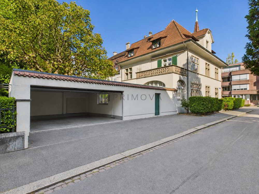 14 rooms House to buy in Bâle - image 1/16