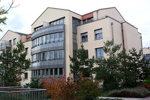 null rooms Car park, garage for rent in Aesch BL - image 1/1
