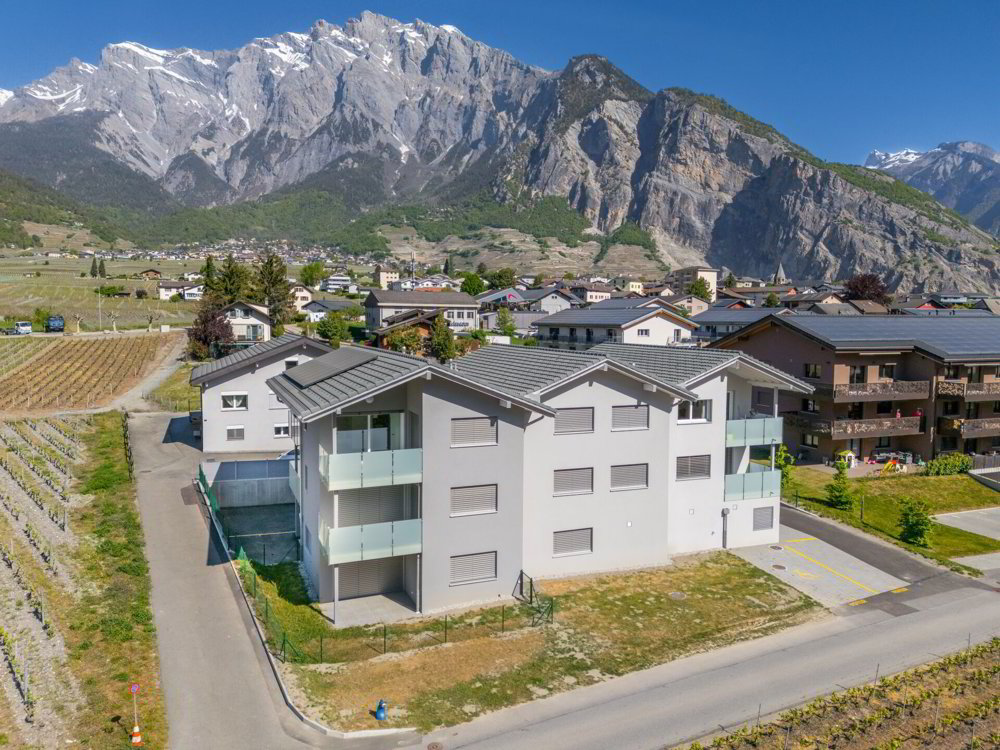 4.5 Zimmer Wohnung zu vermieten in St-Pierre-de-Clages - Bild 1/12