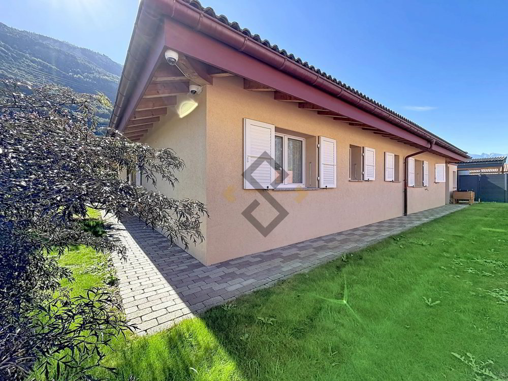 3 rooms House to buy in Saxon - image 1/4