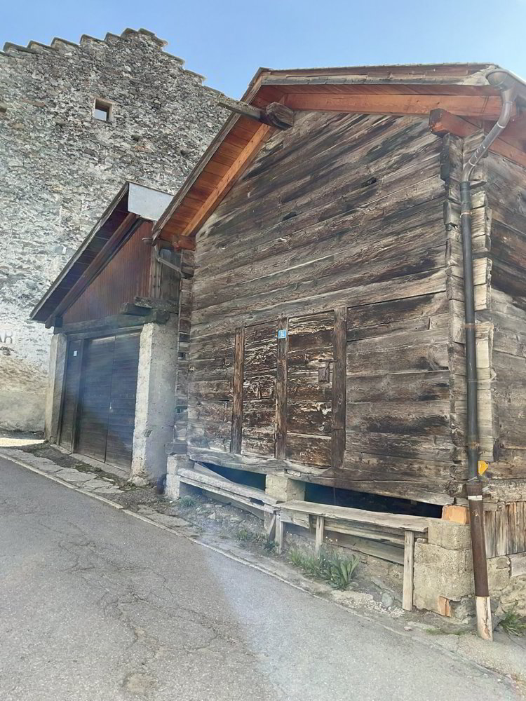 6 rooms House to buy in Bourg-St-Pierre - image 1/34