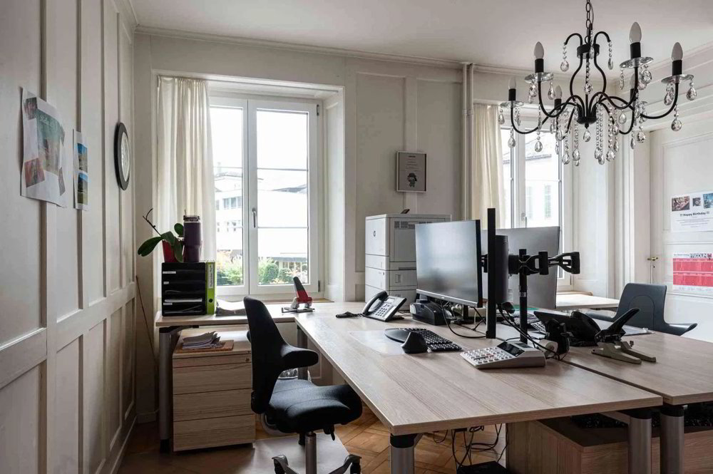 Appartement 6 pièces à louer à Glarona - image 1/10