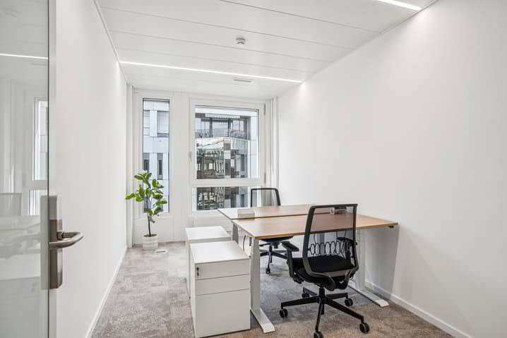 Bureau & Commerce 3 pièces à louer à Petit-Lancy - image 1/13