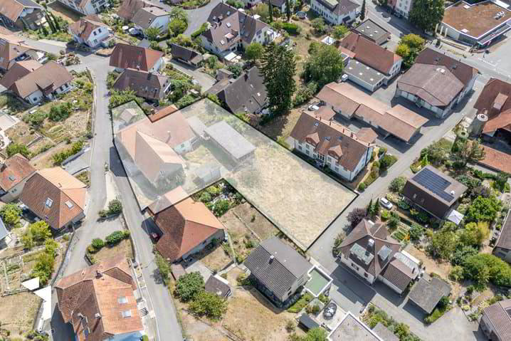Baulandparzelle von 2'210 m² in bevorzugtem Wohnquartier - Ansicht 3