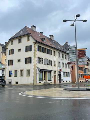 4 Zimmer Wohnung zu vermieten in Le Locle - Bild 1/9