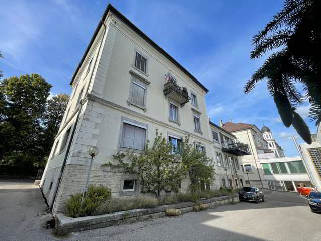 3.5 Zimmer Wohnung zum verkaufen in La Chaux-de-Fonds - Bild 1/11