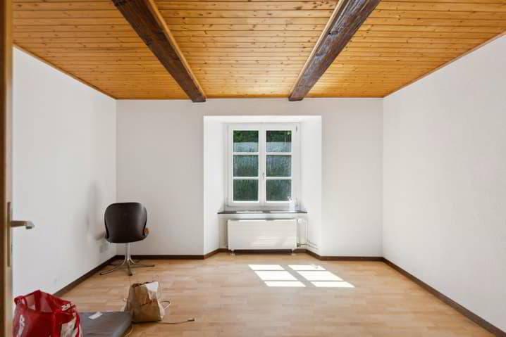 Immeuble à fort potentiel de transformation au Locle - Mehr