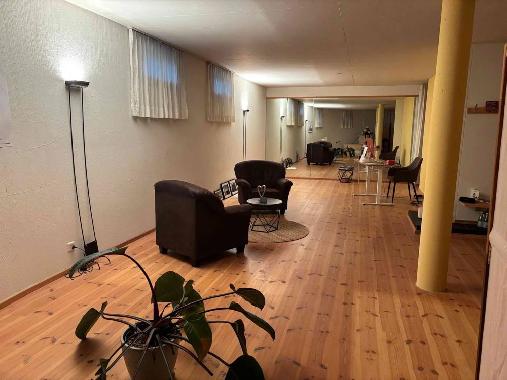 Praxis-/Gewerberaum mit ca. 73 m² in Thusis – Nachmieter gesucht - Ansicht 2