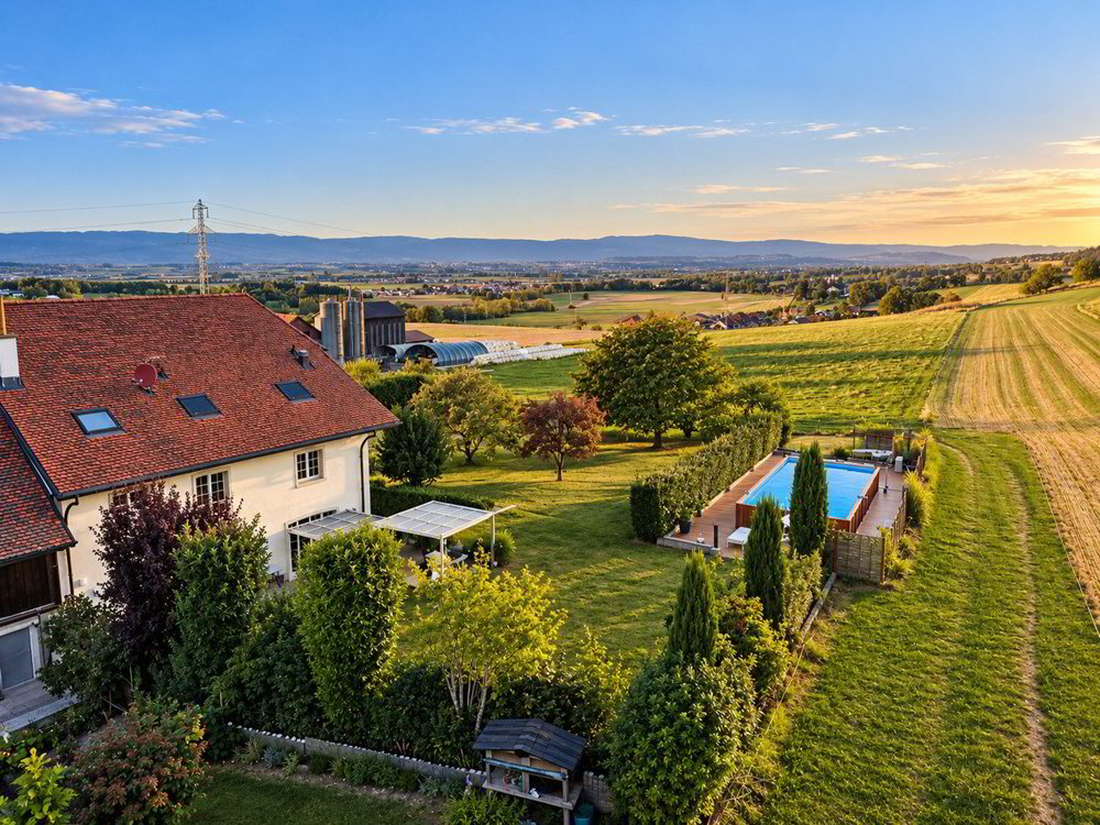 9 rooms House to buy in Payerne - image 1/13