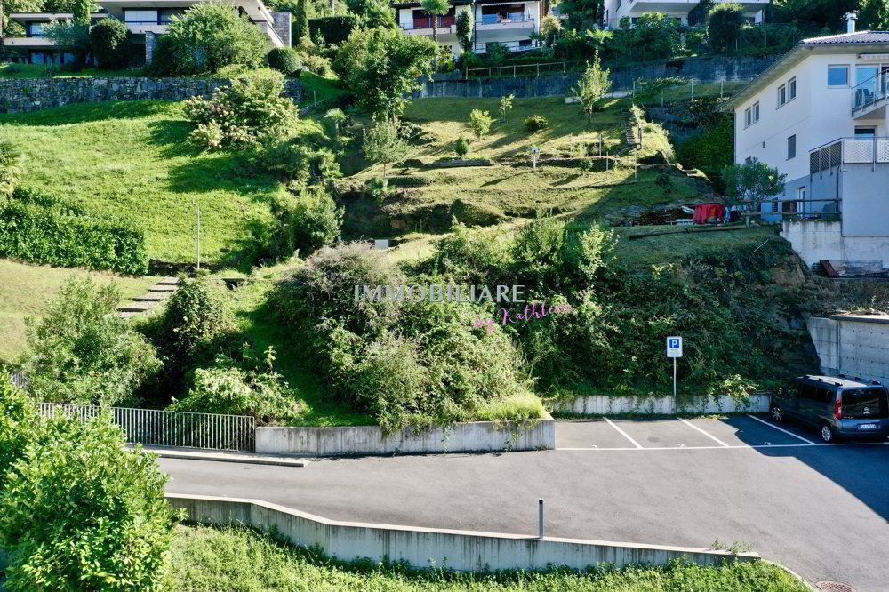 Grundstück mit Seeblick und 4 Parkplätzen - Ansicht 5