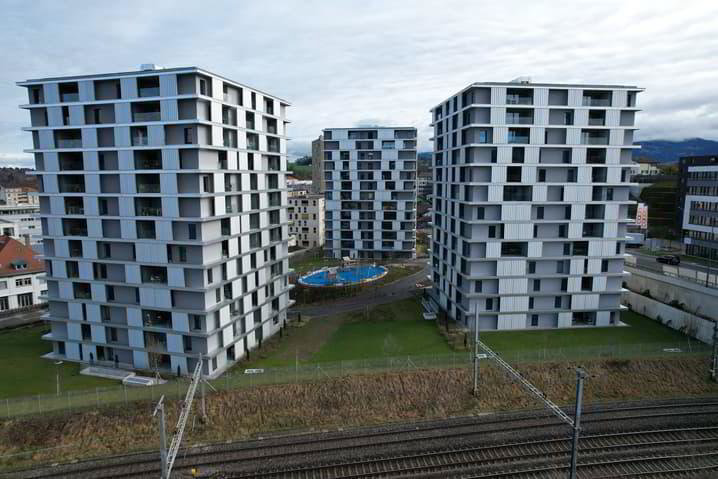 Appartement 2.5 pièces à louer à Fribourg - image 1/5