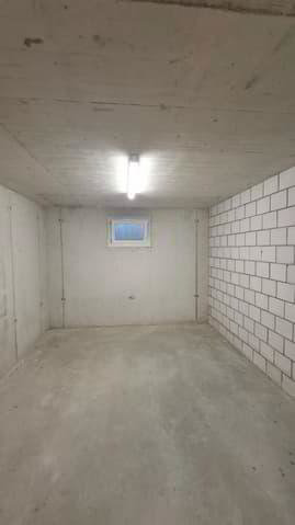 1 Zimmer Büro zu vermieten in Gurmels - Bild 1/3
