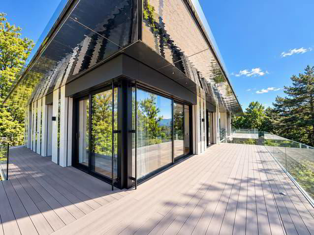 8 rooms Apartment to buy in Vandoeuvres - image 1/13